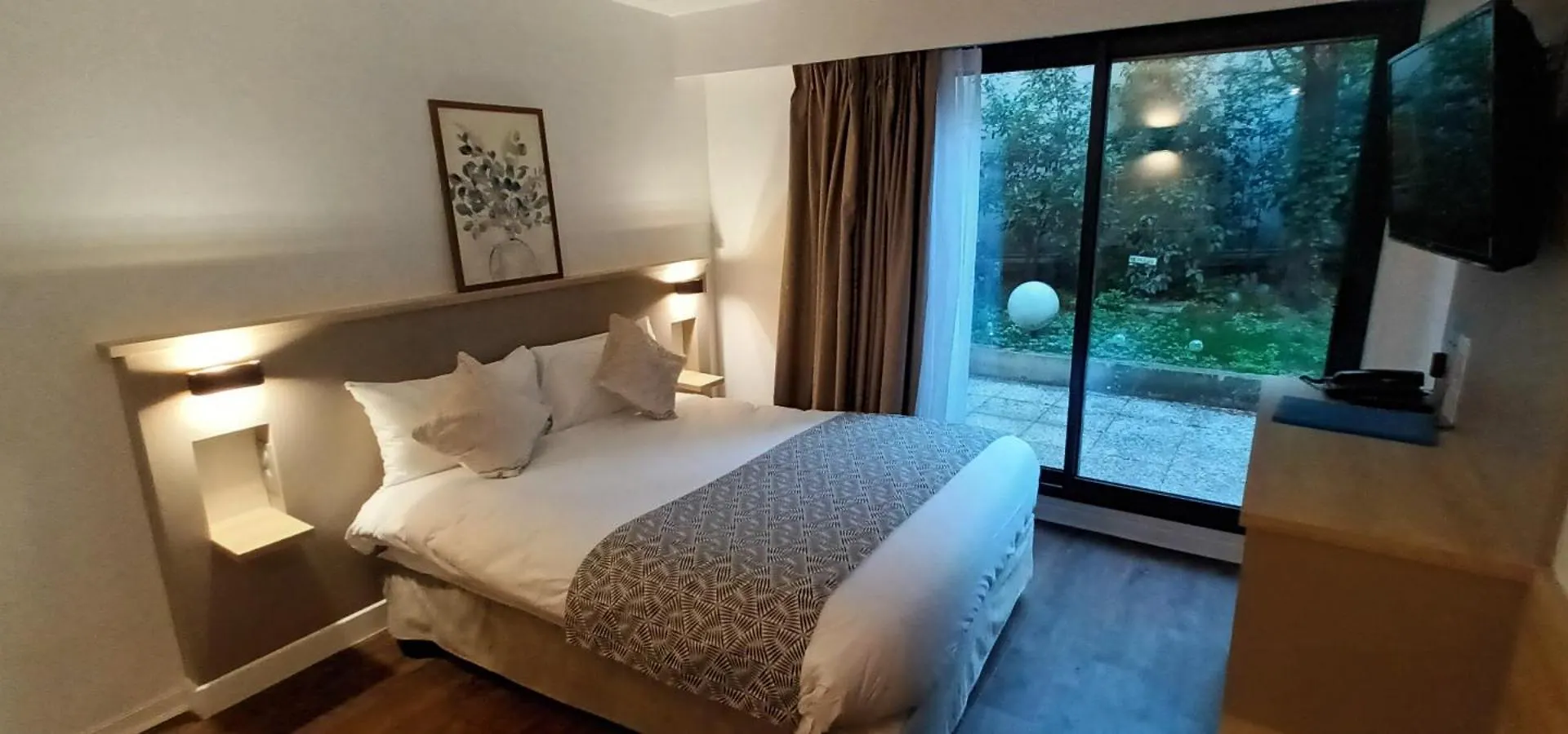 Amhotel Italie 2*